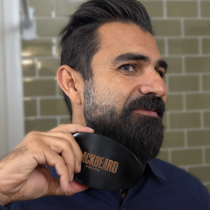 Blackbeard For Men Big Bad Beard Brush in use